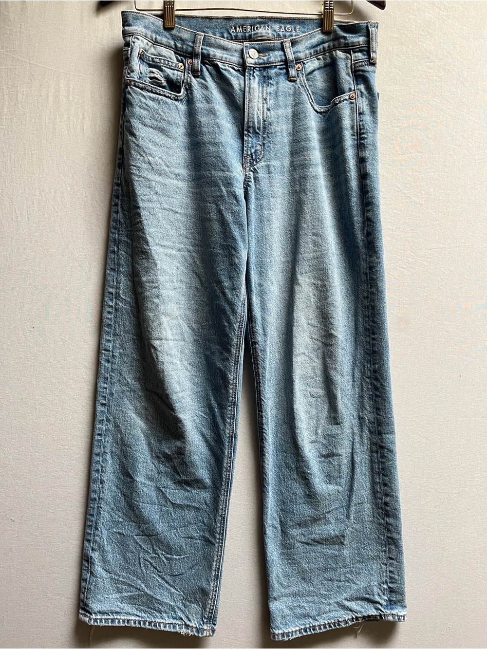American Eagle High Rise Straight Stovepipe Jeans Frayed Hem 6 - 32"